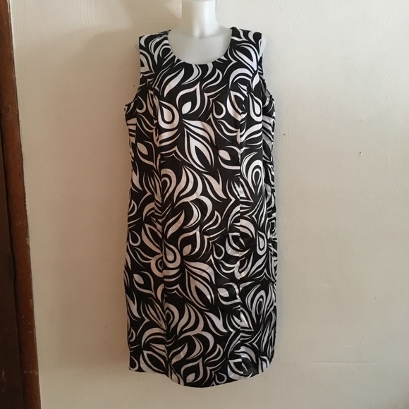 Dresses & Skirts - Allison Woods 20W Dress